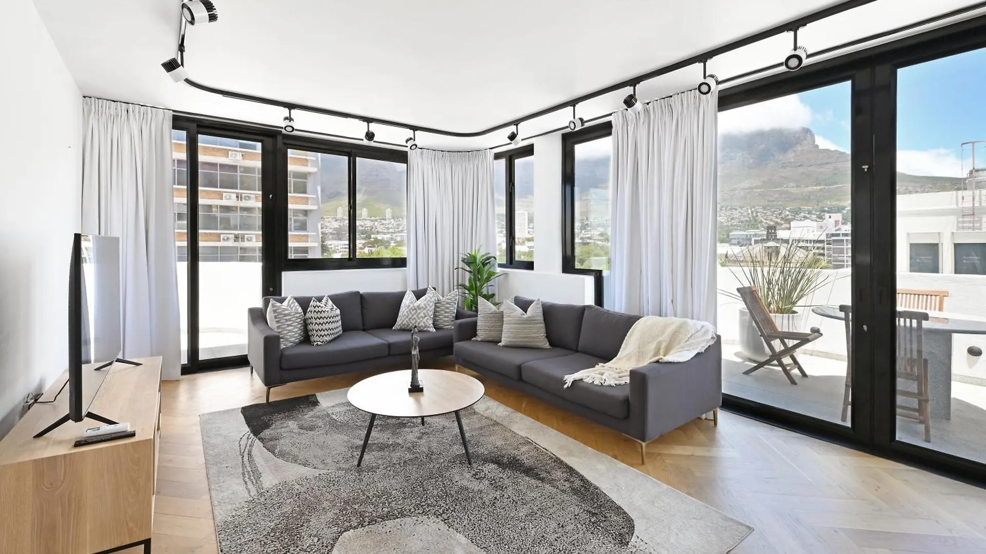 Apartment Aasia - Tuinhuis Cape Town South Africa